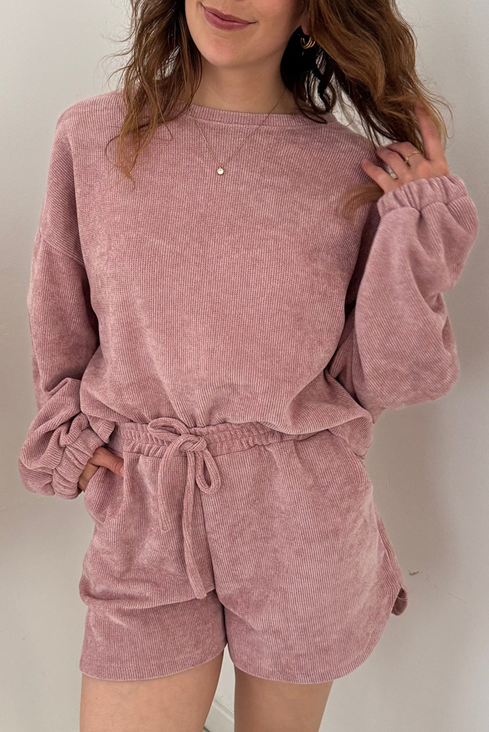 Black Solid Color Textured Knit Drop Shoulder Pullover Drawstring Shorts Set