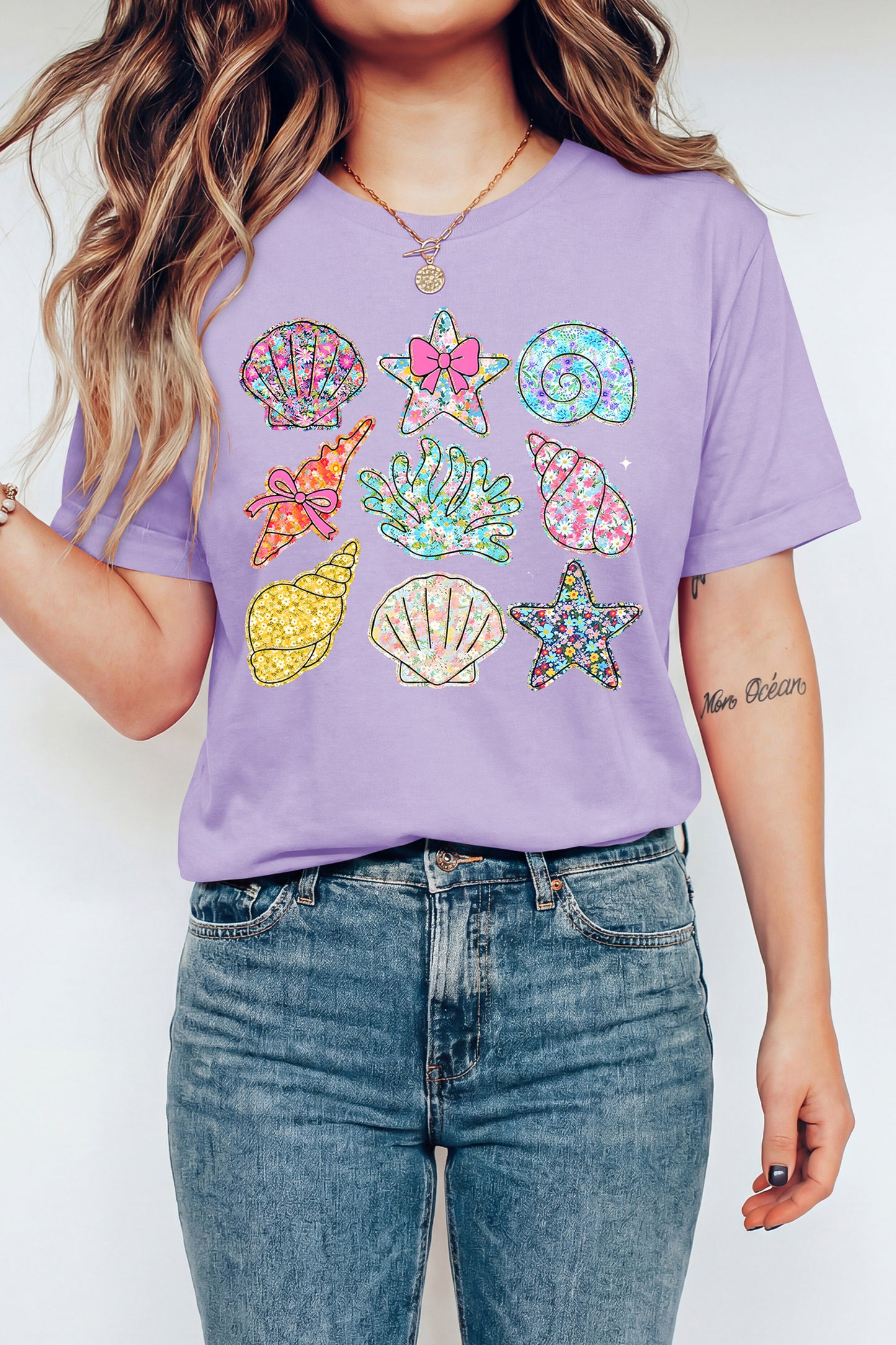 Orchid Petal Vibrant Seashell Printed Beach Vacation Casual T Shirt